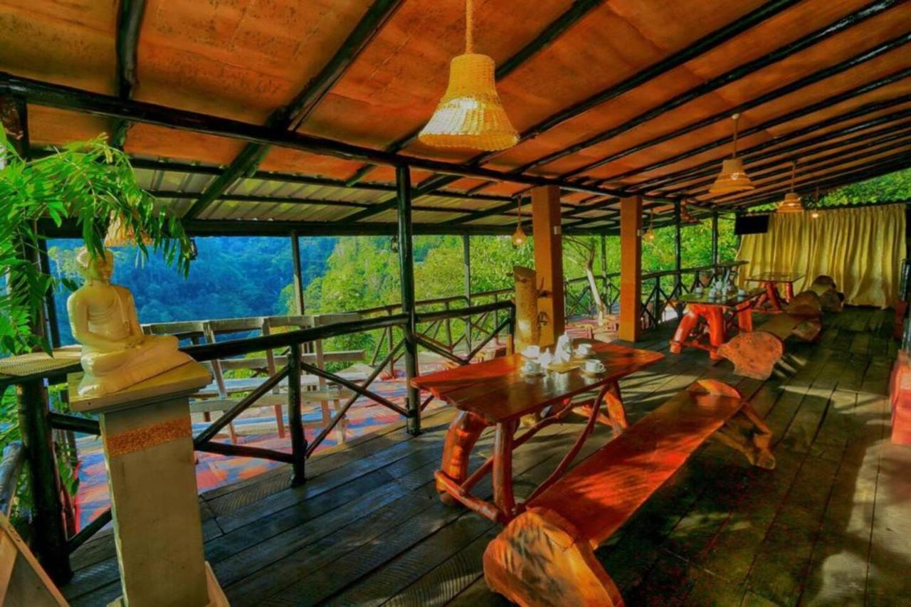 Hilltop Wood Lodge 埃拉 外观 照片